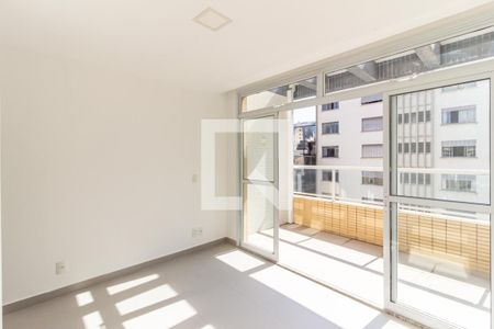 Suíte - Quarto 1 de apartamento à venda com 3 quartos, 77m² em República, São Paulo