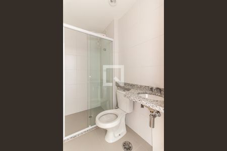 Apartamento à venda com 77m², 3 quartos e sem vagaSuíte - Banheiro 1