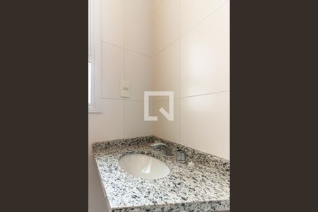 Apartamento à venda com 77m², 3 quartos e sem vagaBanheiro 2 - Pia