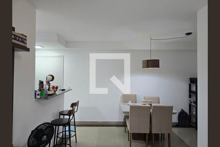 Sala  de apartamento para alugar com 2 quartos, 63m² em Jardim Flor da Montanha, Guarulhos