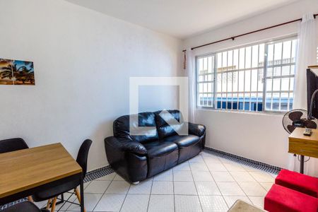 Sala de apartamento para alugar com 1 quarto, 56m² em Nova Mirim, Praia Grande