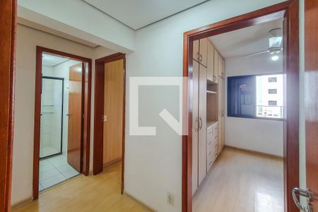 Apartamento à venda com 98m², 3 quartos e 2 vagascorredor