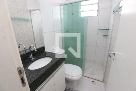 Banheiro de apartamento para alugar com 2 quartos, 50m² em Santa Maria, Contagem