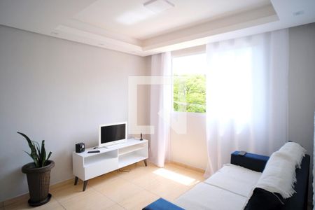 Sala de apartamento para alugar com 2 quartos, 41m² em Morro Santana, Porto Alegre