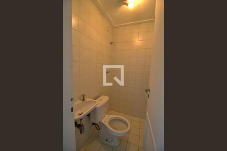 Apartamento à venda com 180m², 4 quartos e 4 vagas Apartamento à venda com 180m², 4 quartos e 4 vagasBanheiro de serviço