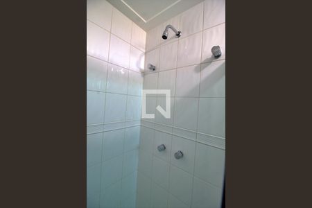Apartamento à venda com 180m², 4 quartos e 4 vagas Apartamento à venda com 180m², 4 quartos e 4 vagasBanheiro da Suíte 3