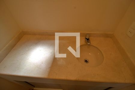 Apartamento à venda com 180m², 4 quartos e 4 vagas Apartamento à venda com 180m², 4 quartos e 4 vagasLavabo