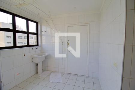 Apartamento à venda com 180m², 4 quartos e 4 vagas Apartamento à venda com 180m², 4 quartos e 4 vagasÁrea de Serviço