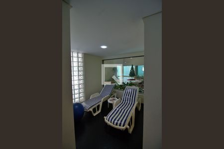 Apartamento à venda com 180m², 4 quartos e 4 vagas Apartamento à venda com 180m², 4 quartos e 4 vagasSpa