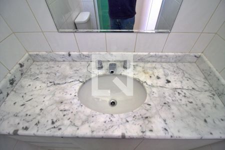 Apartamento à venda com 180m², 4 quartos e 4 vagas Apartamento à venda com 180m², 4 quartos e 4 vagasBanheiro da Suíte 3