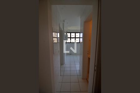 Apartamento à venda com 180m², 4 quartos e 4 vagas Apartamento à venda com 180m², 4 quartos e 4 vagasCorredor