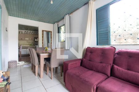 Casa à venda com 2 quartos, 60m² em Rubem Berta, Porto Alegre