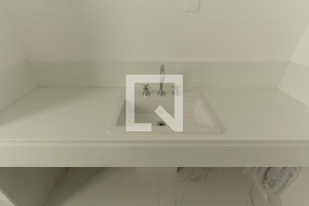 Apartamento à venda com 374m², 5 quartos e 5 vagasBanheiro 2 da Suíte 4