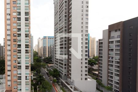 Vista de apartamento à venda com 5 quartos, 374m² em Moema, São Paulo