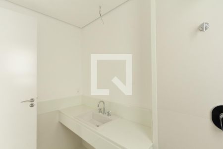 Apartamento à venda com 374m², 5 quartos e 5 vagasBanheiro da Suíte 1