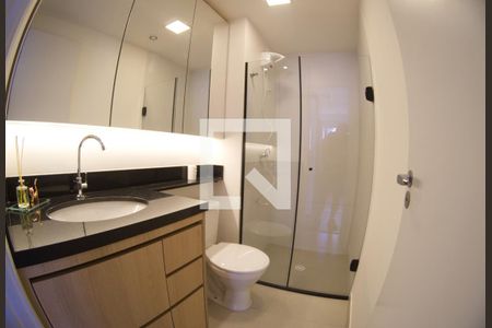 Banheiro de apartamento para alugar com 2 quartos, 36m² em Vila Butantã, São Paulo