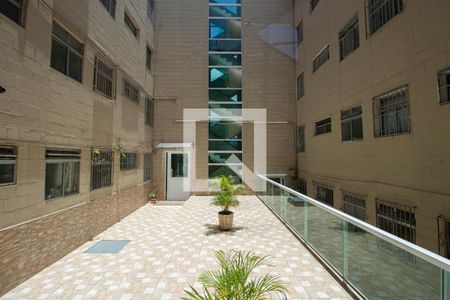 Apartamento para alugar com 43m², 2 quartos e 1 vagaÁrea comum