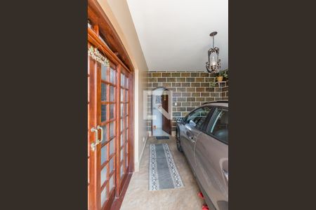 Casa à venda com 149m², 3 quartos e 2 vagas Casa à venda com 149m², 3 quartos e 2 vagasEntrada - Garagem