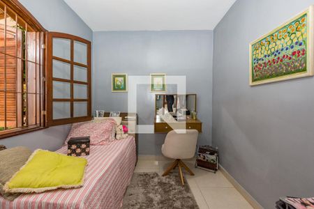 Casa à venda com 149m², 3 quartos e 2 vagas Casa à venda com 149m², 3 quartos e 2 vagasQuarto 2