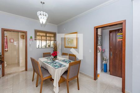 Sala de casa à venda com 3 quartos, 149m² em Cinquentenario, Belo Horizonte
