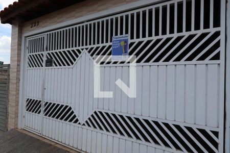 Casa à venda com 125m², 3 quartos e 2 vagasFachada