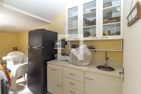 Casa à venda com 300m², 3 quartos e 6 vagasDepósito