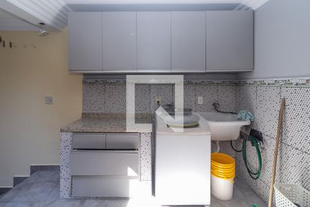 Casa à venda com 300m², 3 quartos e 6 vagasÁrea de Serviço