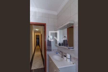 Casa à venda com 300m², 3 quartos e 6 vagasBanheiro 4