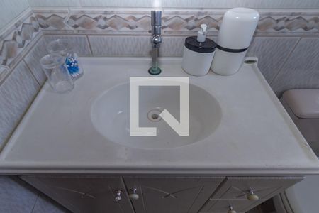 Casa à venda com 300m², 3 quartos e 6 vagasBanheiro 4