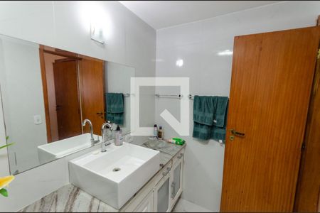 Apartamento à venda com 148m², 3 quartos e 2 vagasBanheiro da Suíte