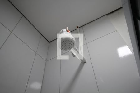 Banheiro de kitnet/studio para alugar com 1 quarto, 25m² em Vila Dom Pedro I, São Paulo