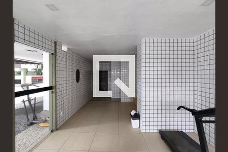 Apartamento para alugar com 71m², 2 quartos e 1 vagaÁrea comum