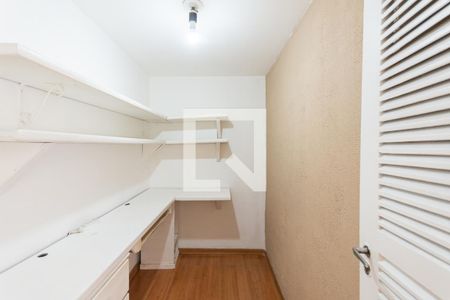 Apartamento para alugar com 71m², 2 quartos e 1 vagaQuarto de Serviço