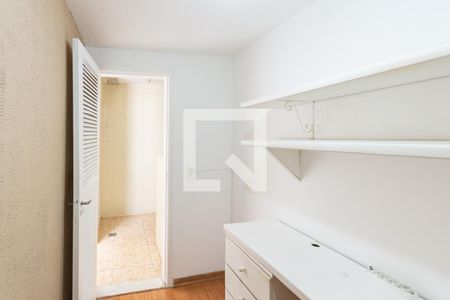 Apartamento para alugar com 71m², 2 quartos e 1 vagaQuarto de Serviço