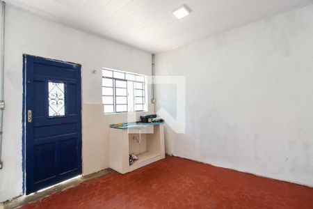 Cozinha de casa para alugar com 1 quarto, 20m² em Vila Bertioga, São Paulo