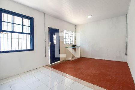 Sala/Quarto de casa para alugar com 1 quarto, 20m² em Vila Bertioga, São Paulo