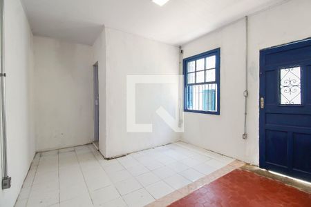 Sala/Quarto de casa para alugar com 1 quarto, 20m² em Vila Bertioga, São Paulo