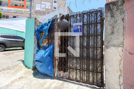 Casa para alugar com 17m², 1 quarto e 1 vaga Casa para alugar com 17m², 1 quarto e 1 vagaFachada