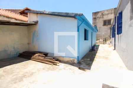 Casa para alugar com 17m², 1 quarto e 1 vaga Casa para alugar com 17m², 1 quarto e 1 vagaÁrea Comum