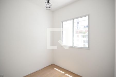 Quarto 2 de apartamento para alugar com 2 quartos, 40m² em Vila Independencia, São Paulo