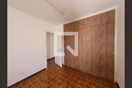 Casa à venda com 188m², 4 quartos e 4 vagas Casa à venda com 188m², 4 quartos e 4 vagasQuarto 1
