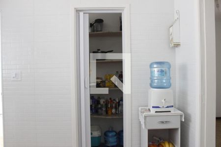 Casa à venda com 188m², 4 quartos e 4 vagasDespensa