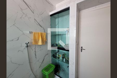 Casa à venda com 188m², 4 quartos e 4 vagas Casa à venda com 188m², 4 quartos e 4 vagasBanheiro