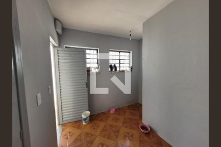 Casa à venda com 188m², 4 quartos e 4 vagas Casa à venda com 188m², 4 quartos e 4 vagasQuarto de Serviço