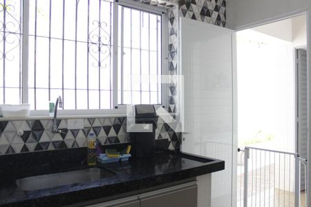 Casa à venda com 188m², 4 quartos e 4 vagasCozinha