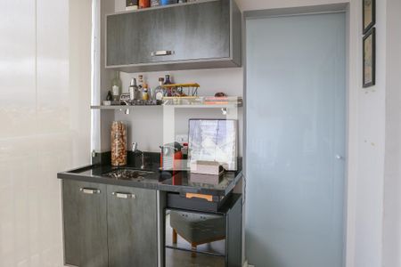 Sacada de apartamento à venda com 2 quartos, 63m² em Vila Anastácio, São Paulo