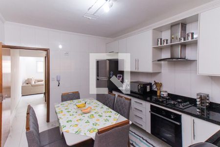 Casa para alugar com 120m², 2 quartos e 2 vagasCozinha