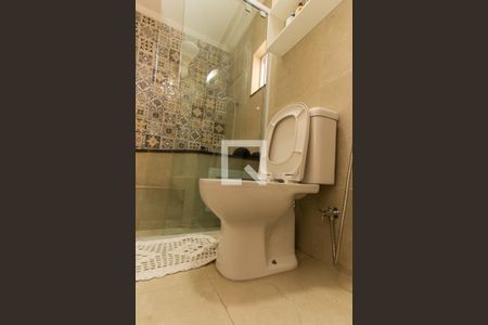 Casa para alugar com 120m², 2 quartos e 2 vagasBanheiro da Suíte 1