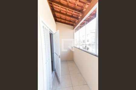 Casa para alugar com 120m², 2 quartos e 2 vagasSuíte 1 - Varanda  