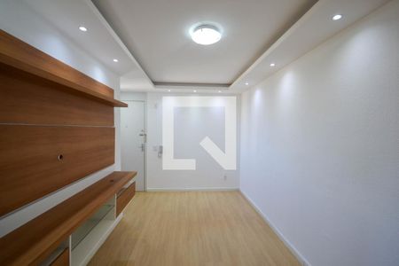 Sala de apartamento para alugar com 2 quartos, 44m² em Cerâmica, Nova Iguaçu